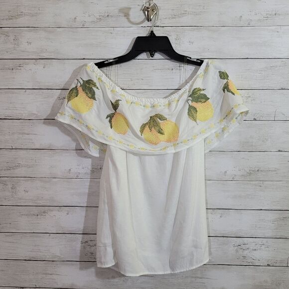 Francesca's Blue Rain Embroidered Lemons or Peaches Off the Shoulder Top Medium - Picture 9 of 14